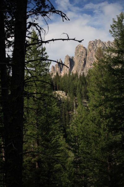 A section of the Verita Ridge southeast of Tohobit Peak.
