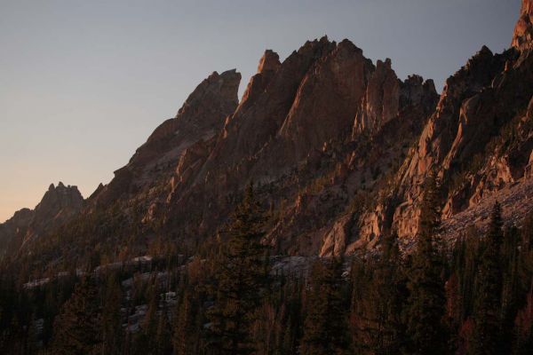 Tohobit Peak, Warbonnet Peak, and the Cirque Lake Peak Group catch the last light.
