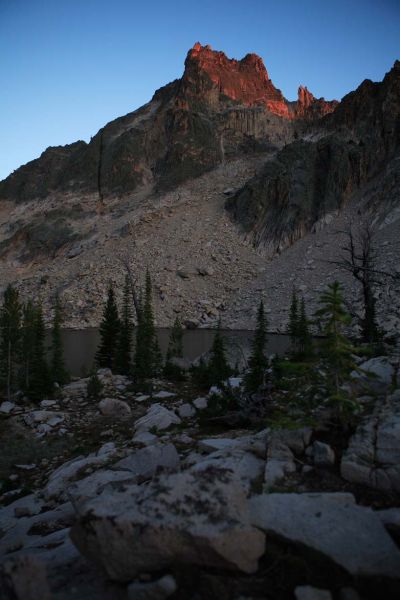 The last rays of light on Mayan Temple above Little Warbonnet Lake.
