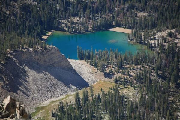 The topgraphy surrounding Calkens Lake mimics the right angle lines of the Chinese Wall to the east.
