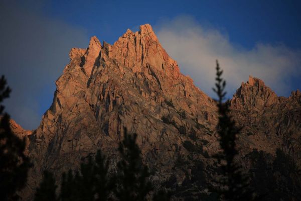 Serrate Ridge above Quiet Lake; evening light.
