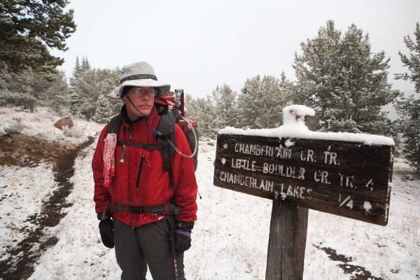 Trail post East of Chamberlain Basin.
