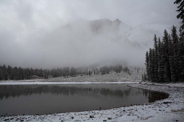 Castle Peak above Lake 9197; Lower Chamberlain Basin.
