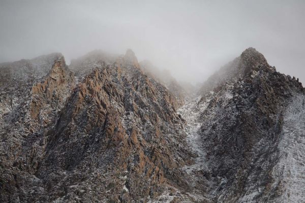 Castle Peak; Chamberlain Basin route dusted in new snow.
