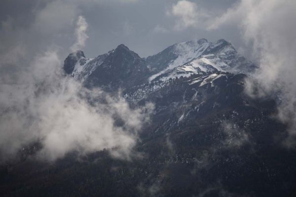 Unstable moisture rises as the day gets warmer; Boulder Mountains between Germania Creek and West Fork of the East Fork Salmon.
