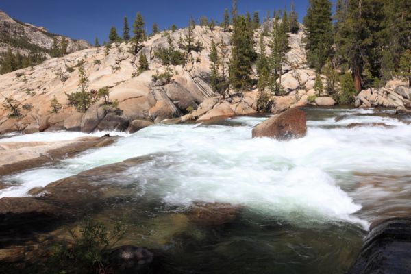 The brink of White Cascade.
