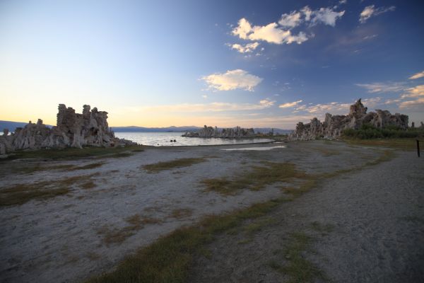 Tufa Towers, South Tufa grove, Mono Lake.
