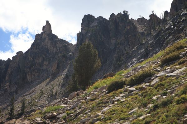 The ridge leading to Peak 9769.
