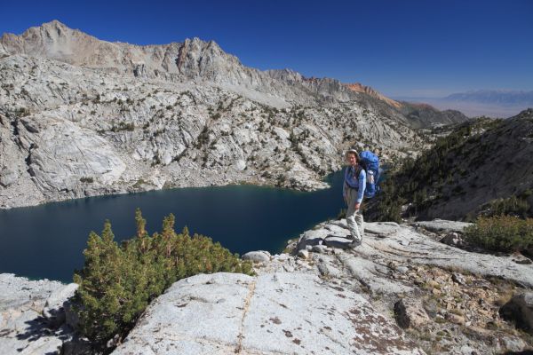 Climbing the ridge south of Hungry Packer Lake.
