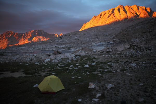 36 minutes later, the sun drops below the clouds and washes Mt. Darwin in alpenglow.
