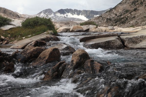 Goddard Divide, to the south, rises above Evolution Creek below Sapphire Lake.
