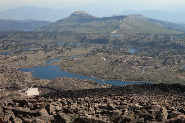 Beartooth Lake can be seen left (east) of Beartooth Butte in the distance.
