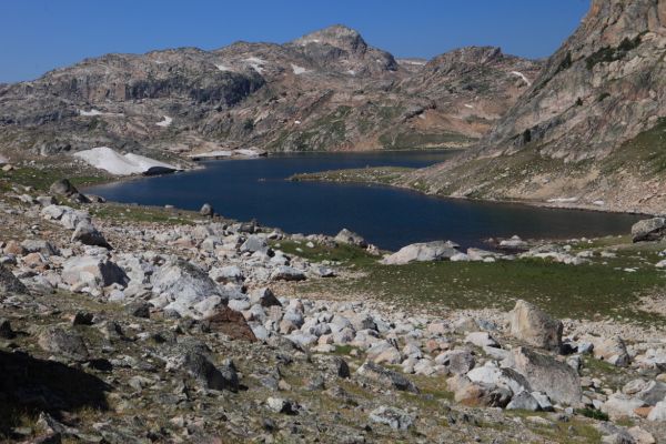 We hiked to the snowbank, half way around the west side of Jasper before heading due west.
