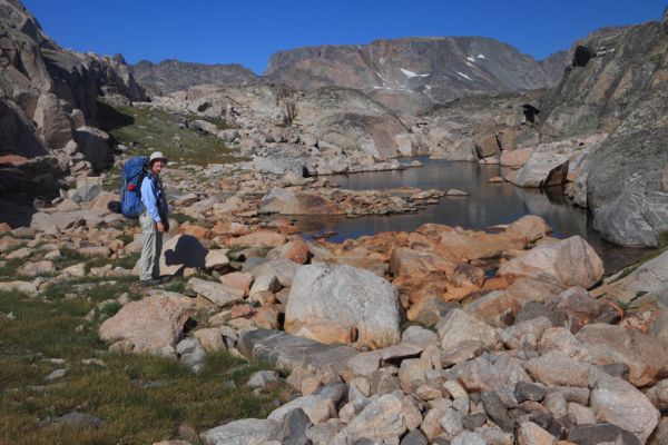 About an hour up the drainage between Cloverleaf Lakes and Rachel Lake, we encountered an interesting tarn before reaching Donelson Lake.
