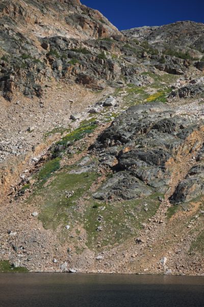 Alternate descent just to the north (left as viewed from lake).
