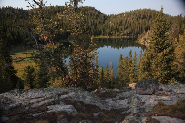 The trail crosses a wide stream above this lake.  The packers staying there told us it was Mule Lake.
