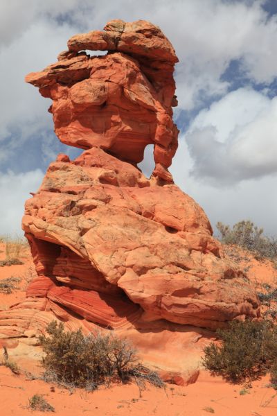 The formations became more interesting as we hiked north.
