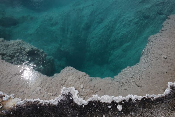 Black Pool; West Thumb Geyser Basin.
