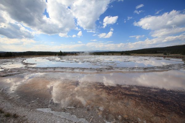 Suprise Pool, Firehole Lake Drive.
