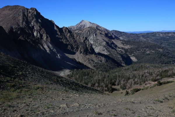 The view northeast from the top of the 10,000' pass.
