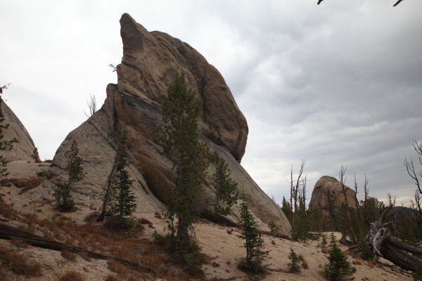 No shortage of interesting short climbs on the 'tombstones' in the Cemetery.  Note the deteriorating weather.
