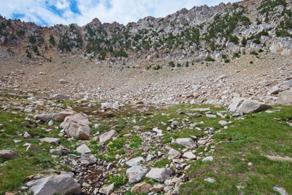 Looking back up at the ridge (north) I just descended from.  I’m told this crossing is named the “cheese grater”.
