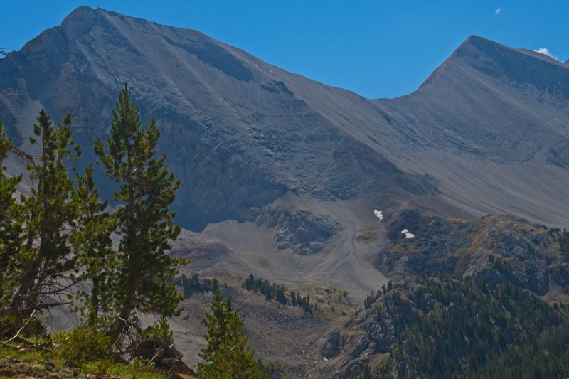 This is the first glimpse of the high saddle between WCP-9 (left) and D. O. Lee Peak on the right (south) leading to Cirque Lake in the Big Boulder Lake basin.
