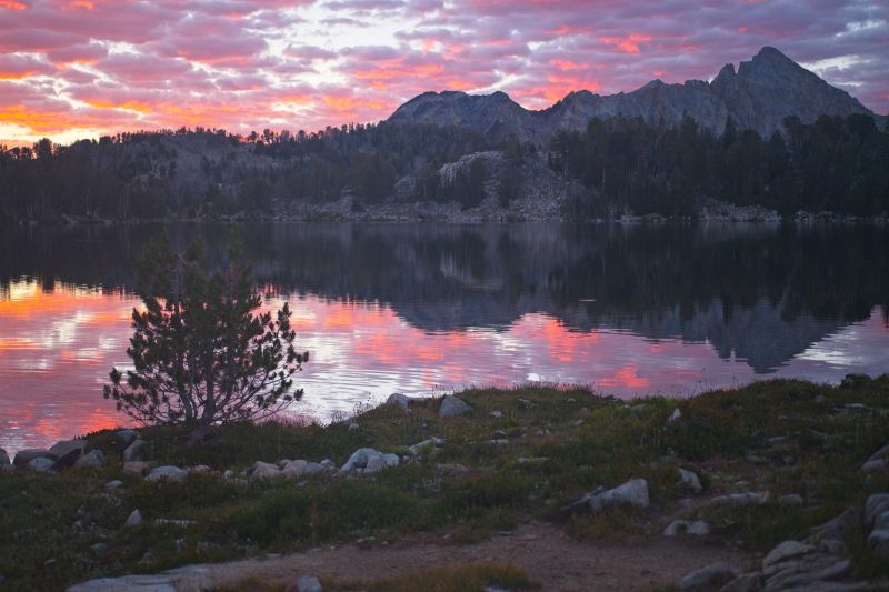 Dawn at Cove Lake, Big Boulder Lakes Basin.
