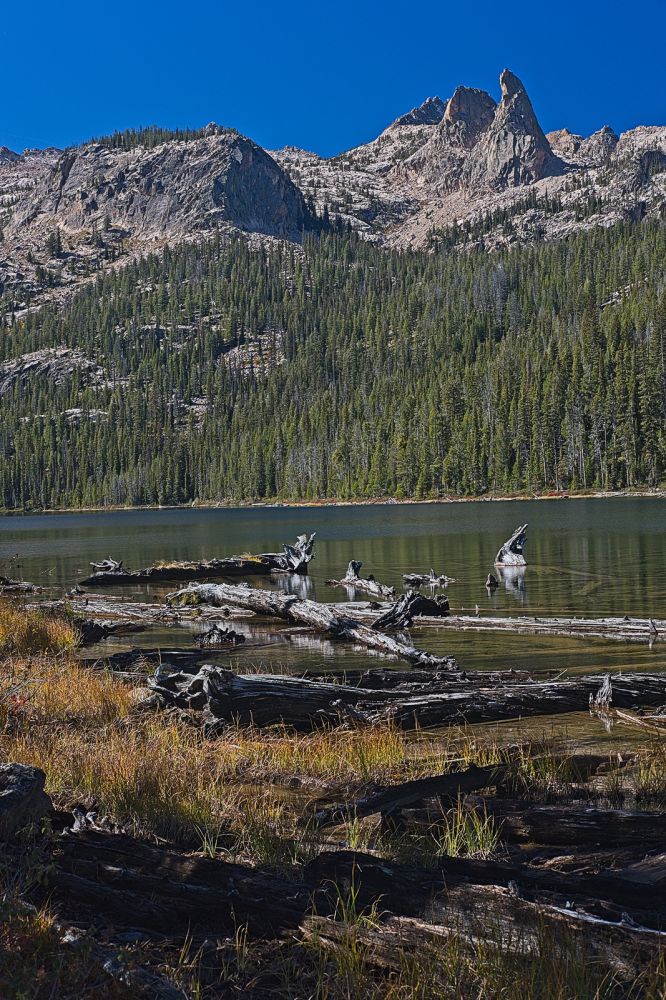 Finger of Fate rises to the west above Hell Roaring Lake.  I understand some of this rock formation was lost in an earthquake two or three years ago.  This was the same earthquake that took down some of Baron Spire above the Baron Lakes further north in the Sawtooth range.  The technical route to the summit is 9 pitches.  The easiest route is 5.8.
