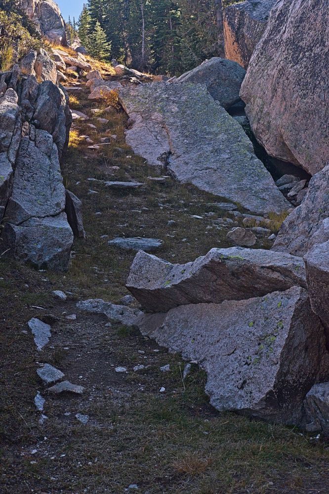 I passed by several granite walls adjacent to the trail that offered good bouldering opportunities that could easily be top-roped.
